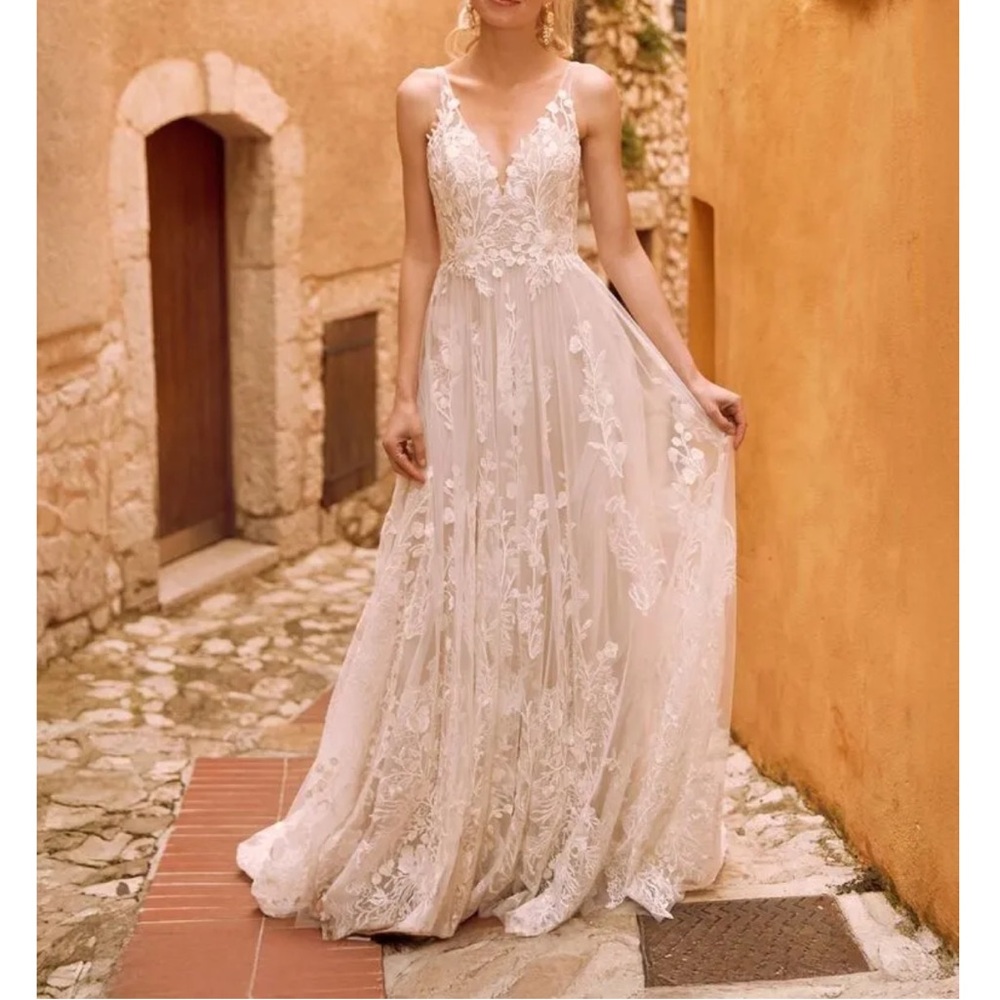 Madi Lane Harper Wedding Dress